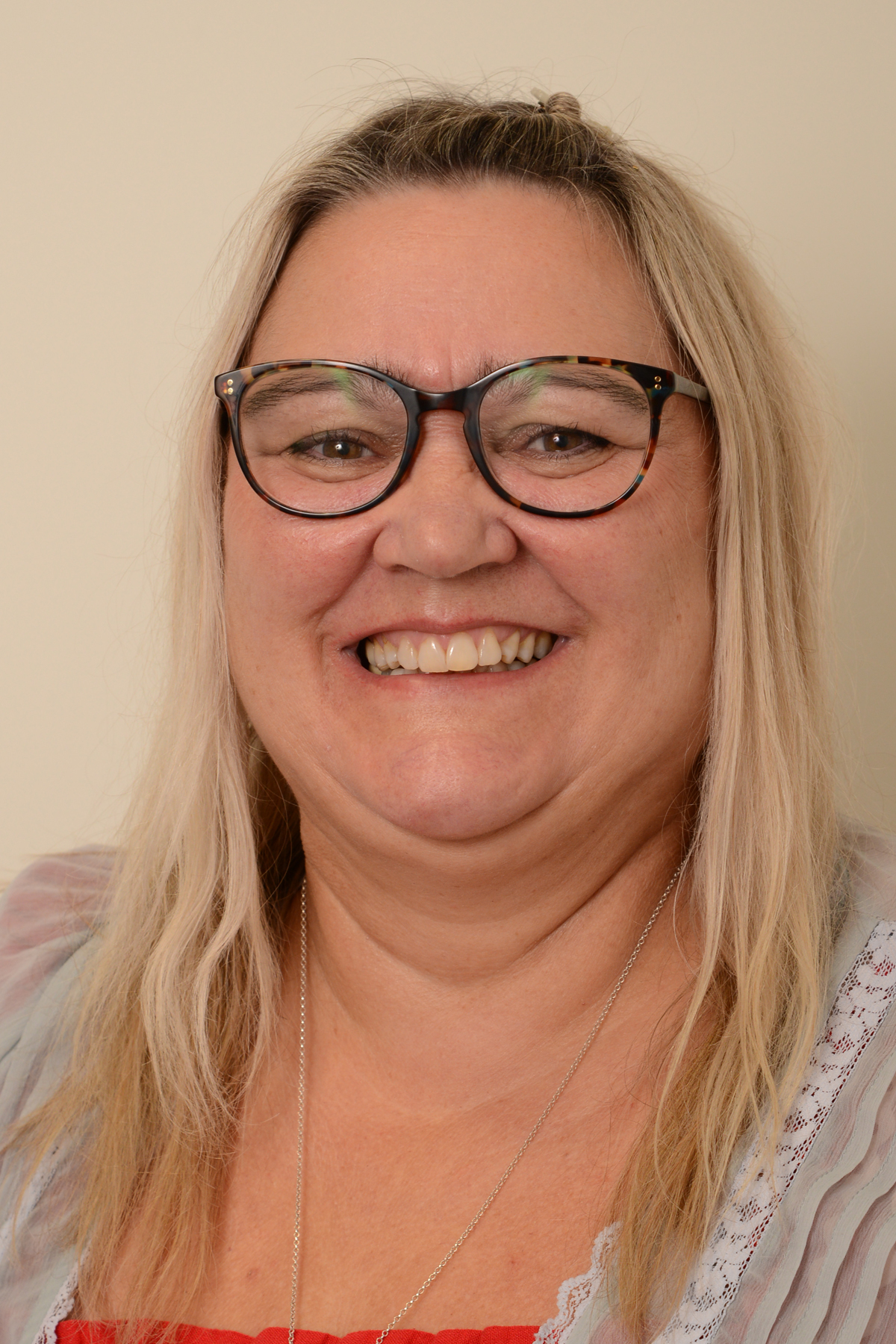Mrs Jo-Anne Breedon
